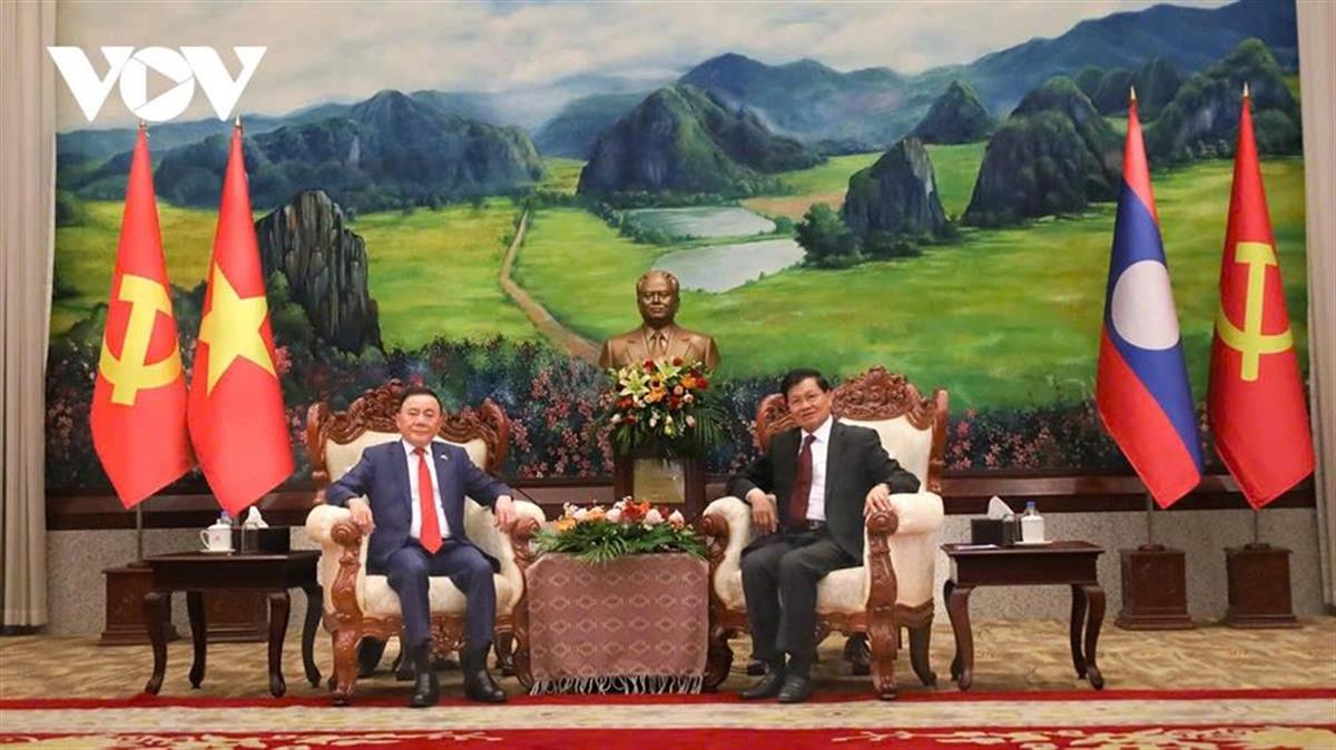 Key Vietnamese Party official meets with top Lao leader in Vientiane