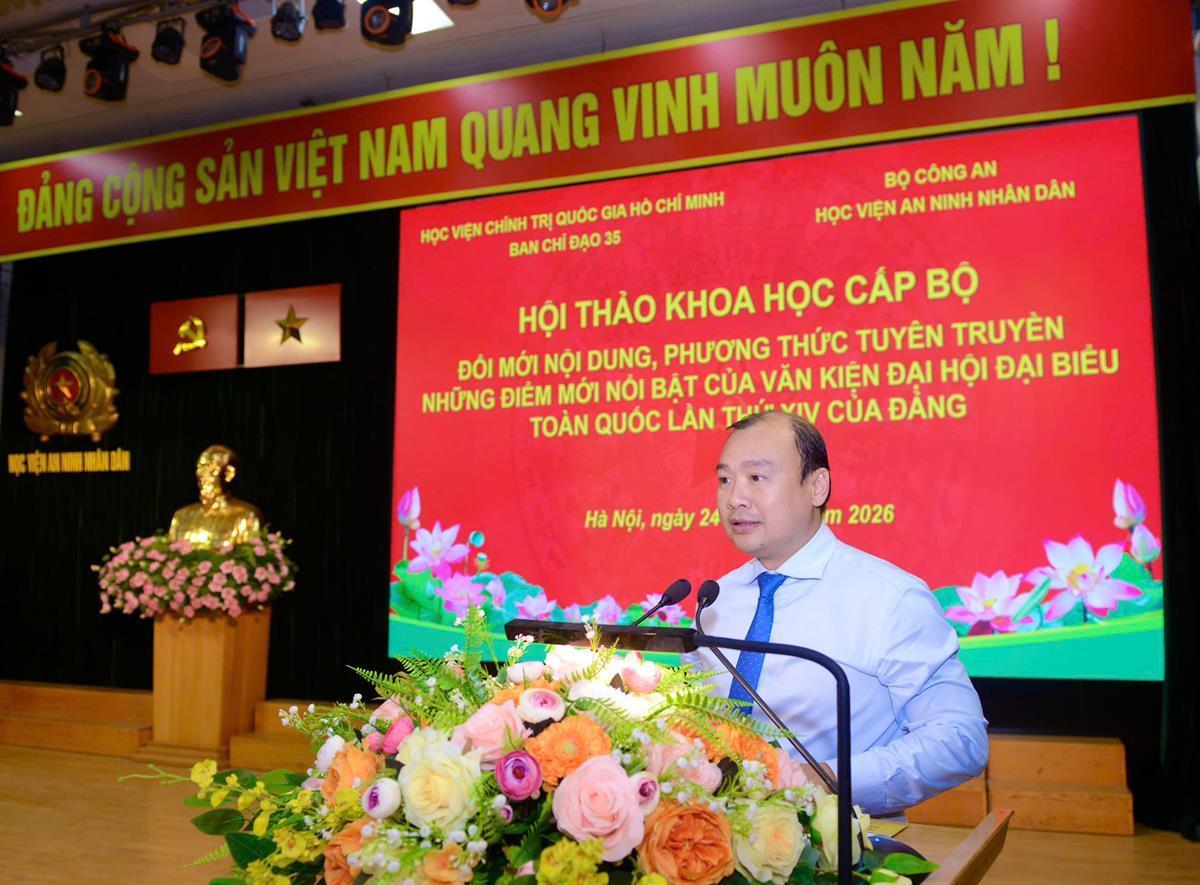 Scientific conference “Innovating content and methods of disseminating outstanding new points of the Party’s 14th National Congress documents” 