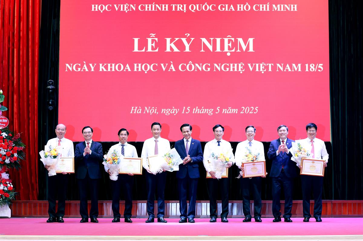 Học viện Chính trị quốc gia Hồ Chí Minh kỷ niệm Ngày Khoa học và Công nghệ Việt Nam năm 2025