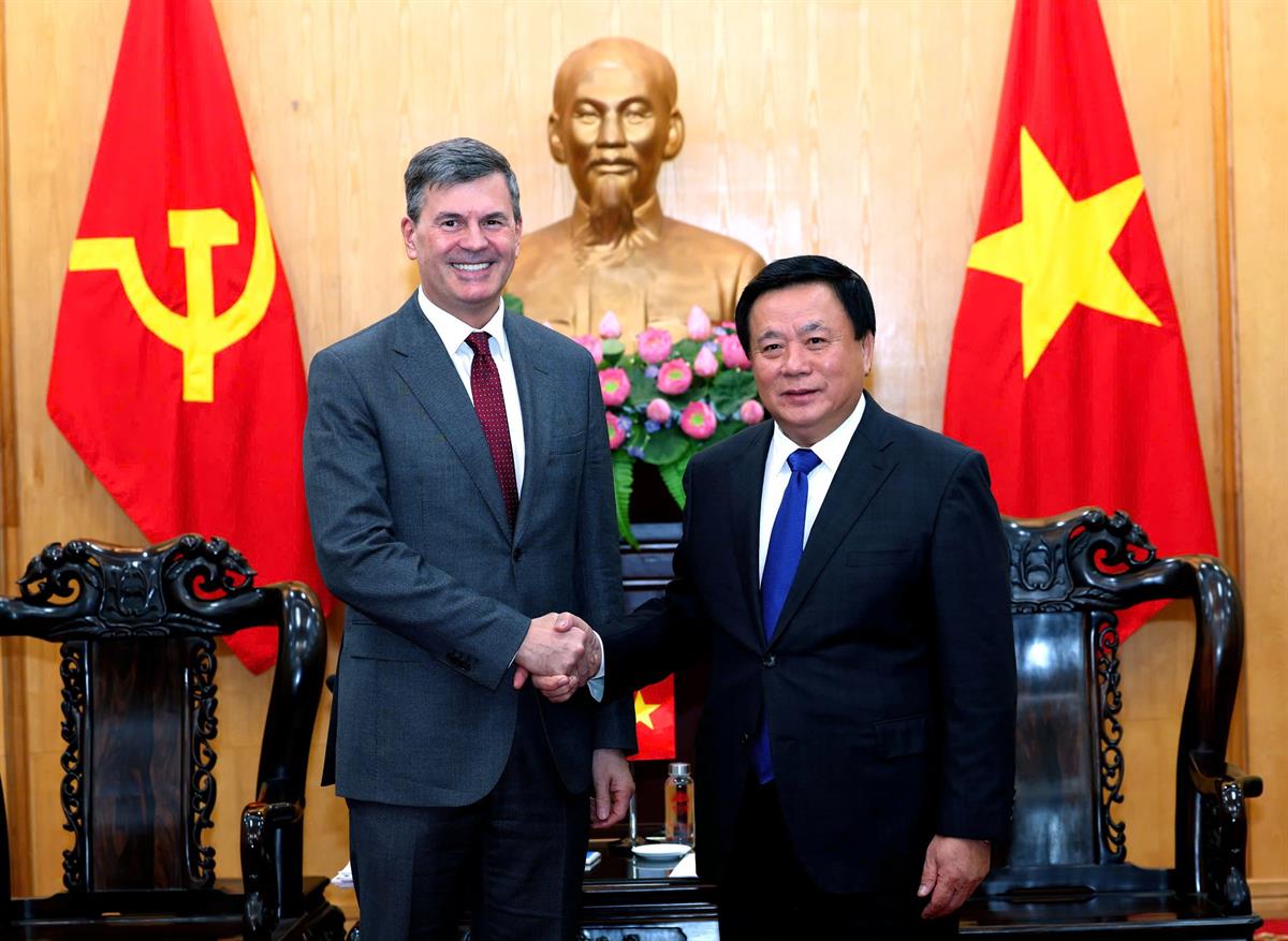 Russian academy pledges tech support for Viet Nam’s personnel competency assessment 