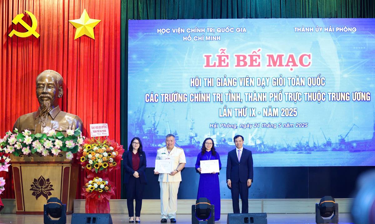 Bế mạc Hội thi Giảng viên dạy giỏi toàn quốc các trường chính trị tỉnh, thành phố trực thuộc Trung ương lần thứ IX - Năm 2025