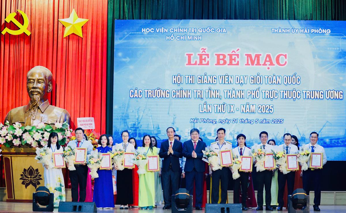 Bế mạc Hội thi Giảng viên dạy giỏi toàn quốc các trường chính trị tỉnh, thành phố trực thuộc Trung ương lần thứ IX - Năm 2025