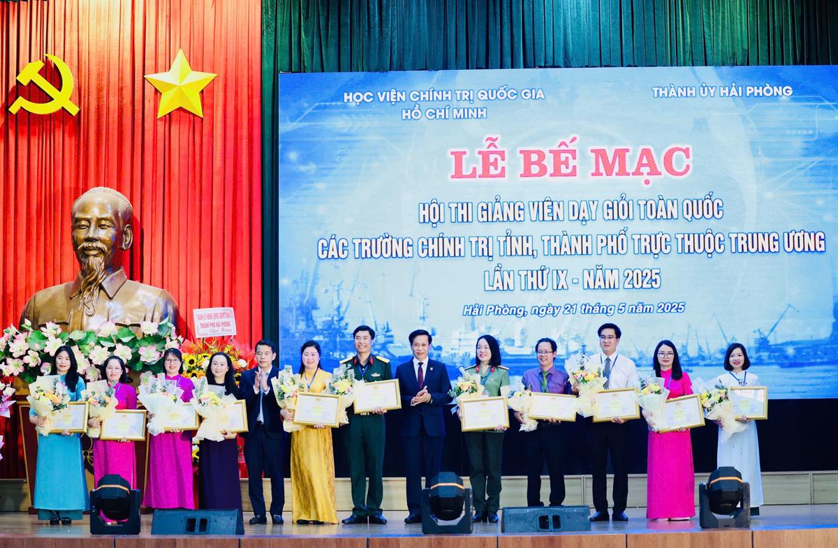 Bế mạc Hội thi Giảng viên dạy giỏi toàn quốc các trường chính trị tỉnh, thành phố trực thuộc Trung ương lần thứ IX - Năm 2025
